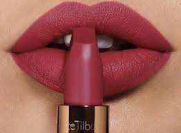 Trauma of my red&nbsp;lipstick